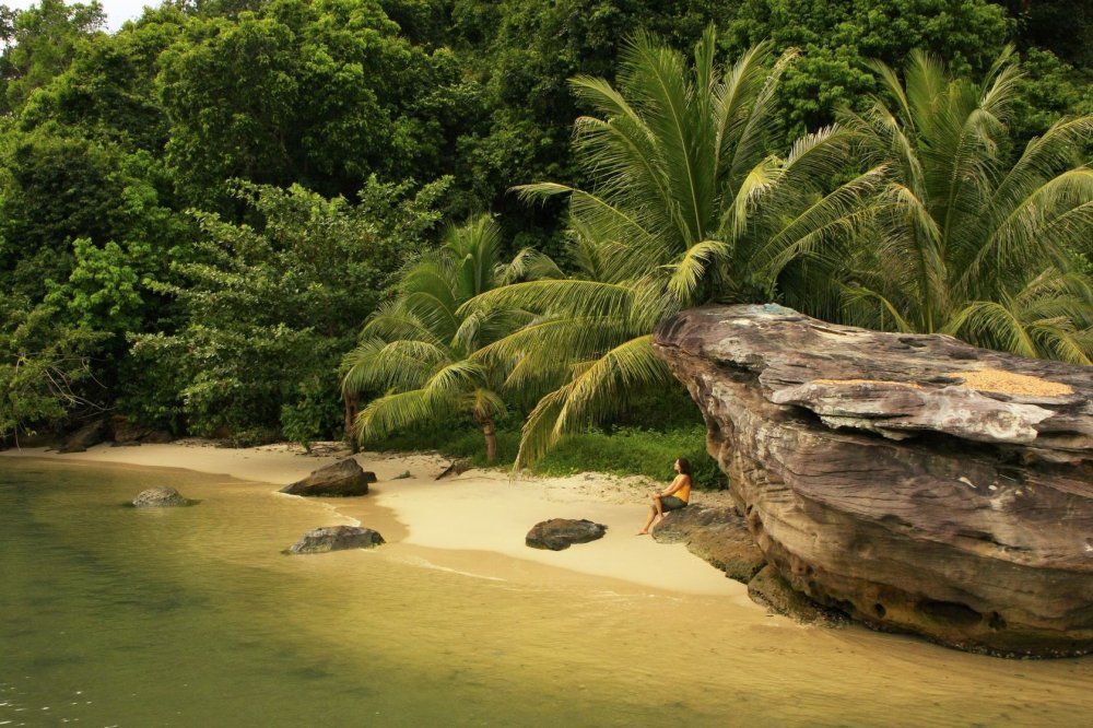 https://mdw-travel-data-us-east-1.s3.amazonaws.com/img/country/Cambodia/Koh-Thmei/img_03.jpg