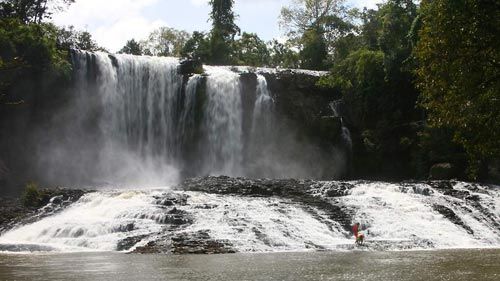 https://mdw-travel-data-us-east-1.s3.amazonaws.com/img/country/Cambodia/Monorom-Falls/img_02.jpg