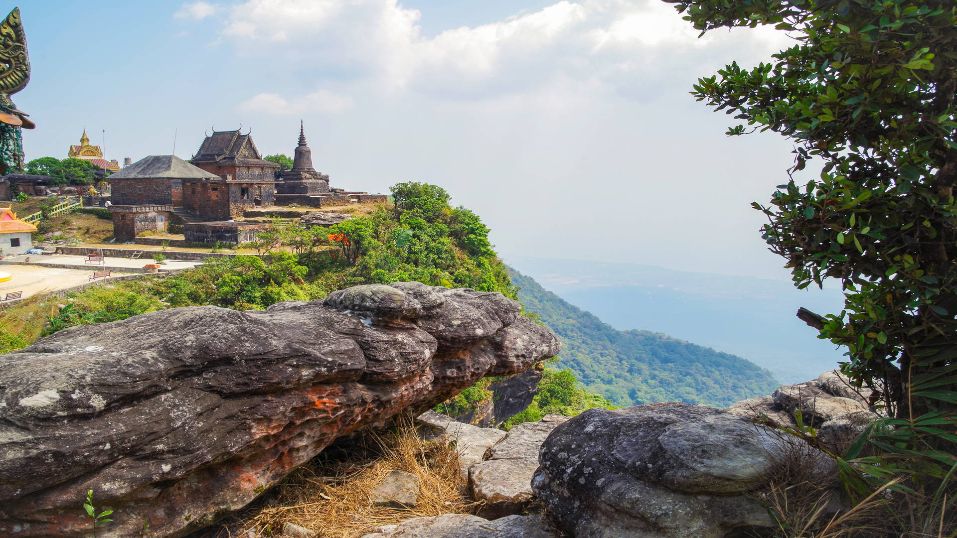 https://mdw-travel-data-us-east-1.s3.amazonaws.com/img/country/Cambodia/Norng-Kabat-Forest/img_02.jpg
