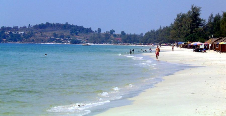 https://mdw-travel-data-us-east-1.s3.amazonaws.com/img/country/Cambodia/Occheuteal-Beach/img_00.jpg