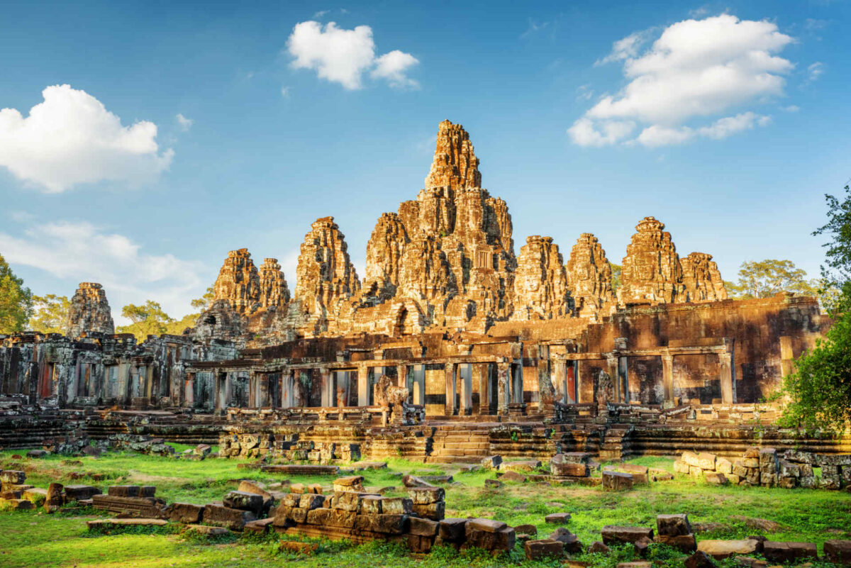 https://mdw-travel-data-us-east-1.s3.amazonaws.com/img/country/Cambodia/OuRomandat/img_04.jpg