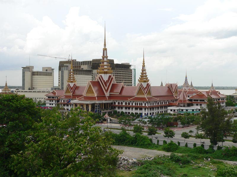 https://mdw-travel-data-us-east-1.s3.amazonaws.com/img/country/Cambodia/Phnom-Seda-Orn/img_04.jpg