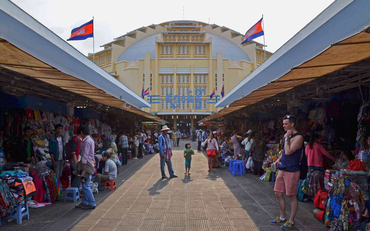 https://mdw-travel-data-us-east-1.s3.amazonaws.com/img/country/Cambodia/Phnom-Sia/img_04.jpg