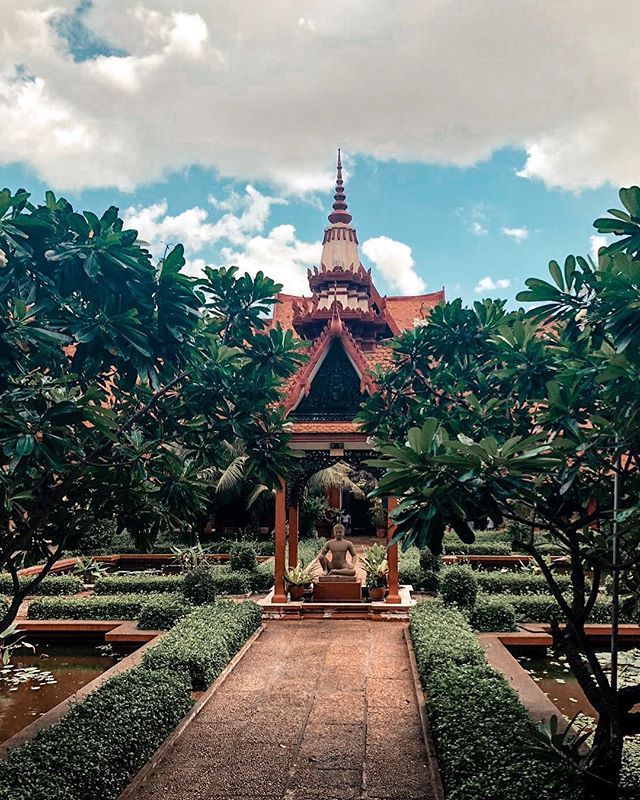 https://mdw-travel-data-us-east-1.s3.amazonaws.com/img/country/Cambodia/Phnom-Sopor-Kaley/img_02.jpg