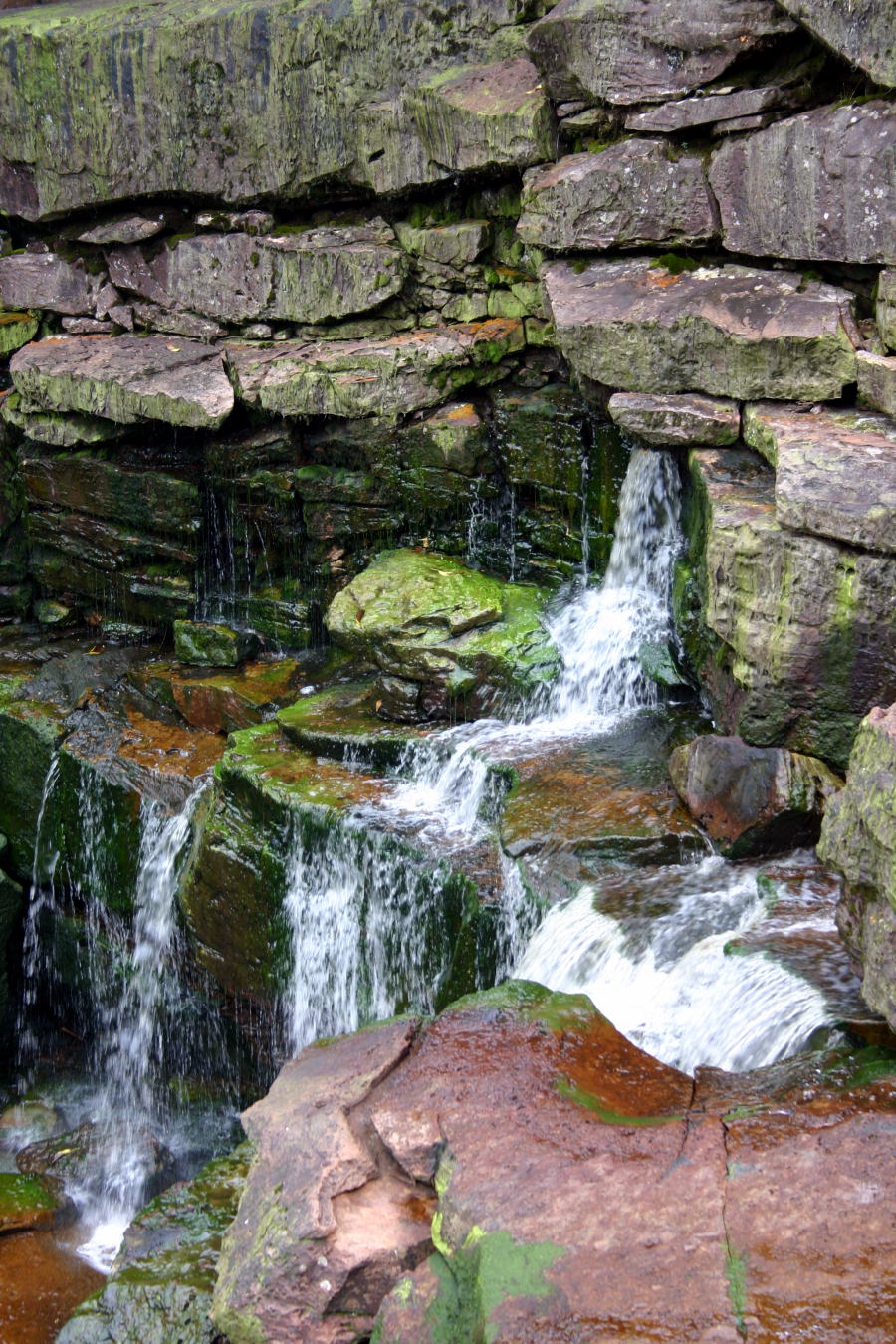 https://mdw-travel-data-us-east-1.s3.amazonaws.com/img/country/Cambodia/Popokvil-Waterfall/img_01.jpg