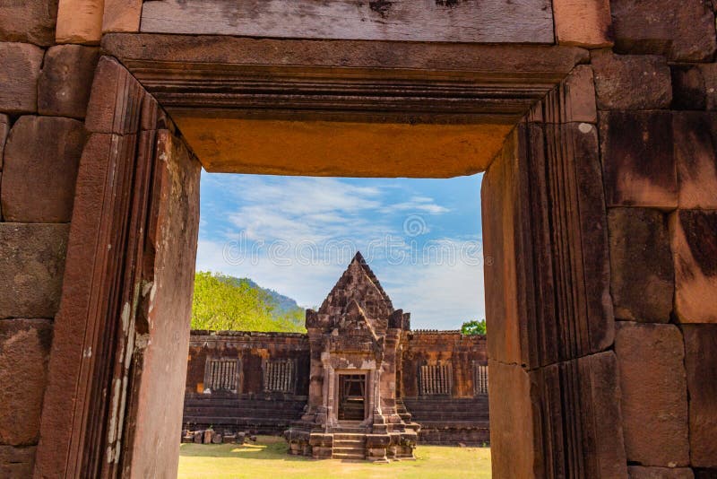 https://mdw-travel-data-us-east-1.s3.amazonaws.com/img/country/Cambodia/Pou-Lung-Village/img_01.jpg