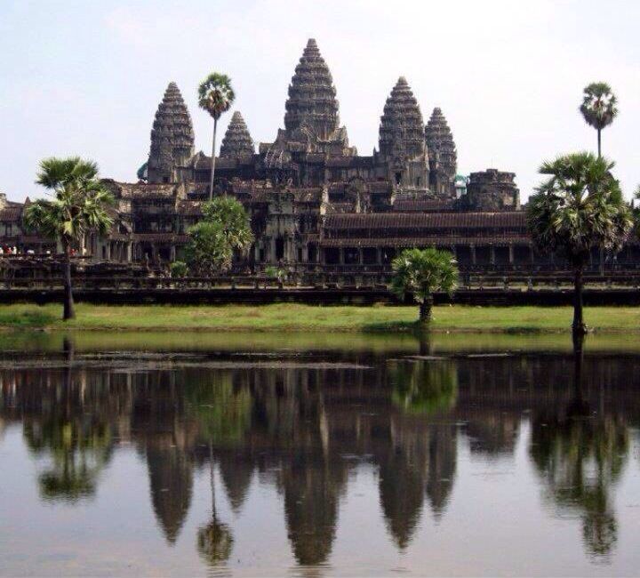 https://mdw-travel-data-us-east-1.s3.amazonaws.com/img/country/Cambodia/Prasat-Andong-Khmer/img_01.jpg