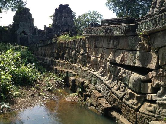 https://mdw-travel-data-us-east-1.s3.amazonaws.com/img/country/Cambodia/Preah-Khan-Kampong-Svay/img_02.jpg