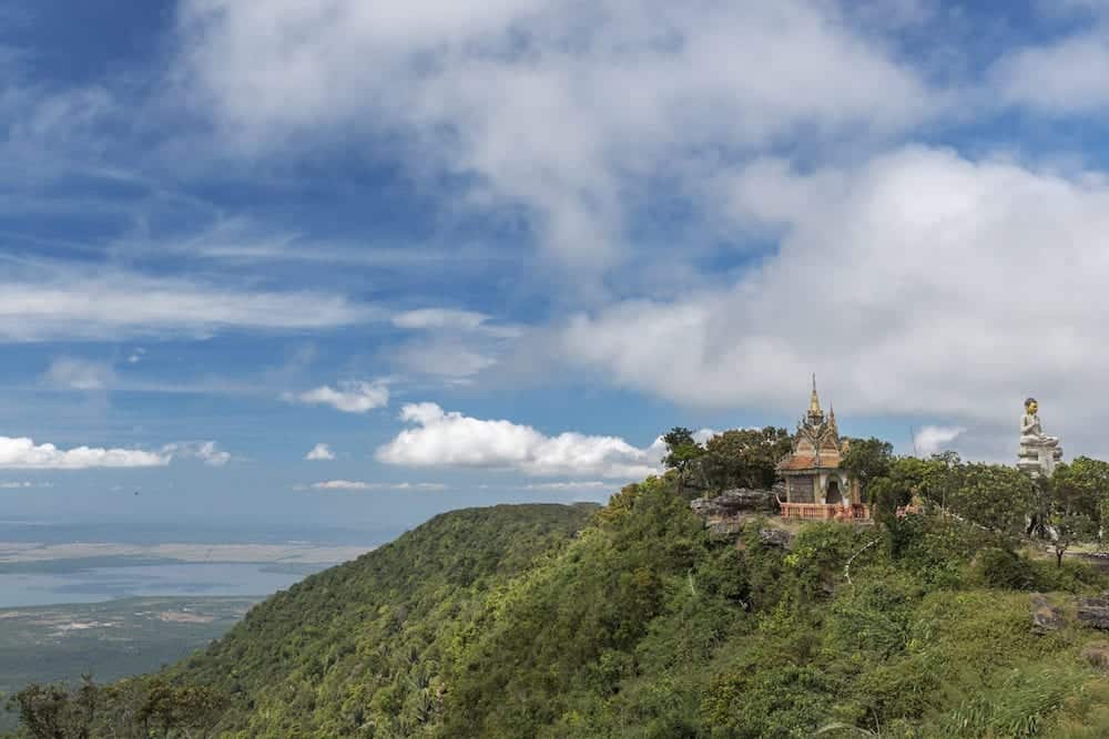https://mdw-travel-data-us-east-1.s3.amazonaws.com/img/country/Cambodia/Preah-Monivong-National-Park/img_02.jpg