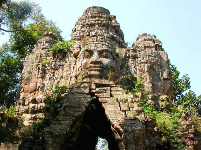 https://mdw-travel-data-us-east-1.s3.amazonaws.com/img/country/Cambodia/Sambor-Prei-Kuk/img_03.jpg