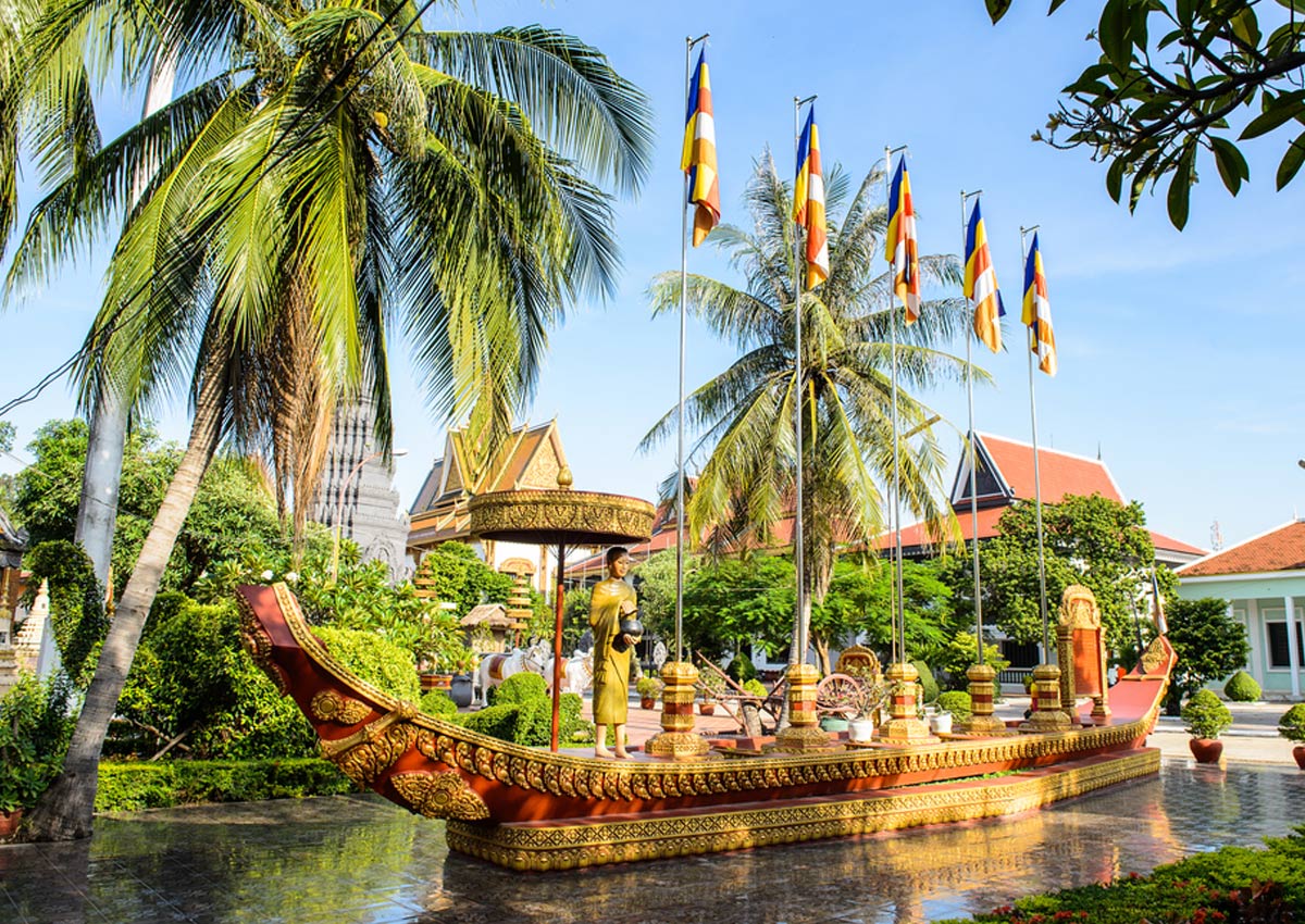 https://mdw-travel-data-us-east-1.s3.amazonaws.com/img/country/Cambodia/Secret-Gardens/img_01.jpg