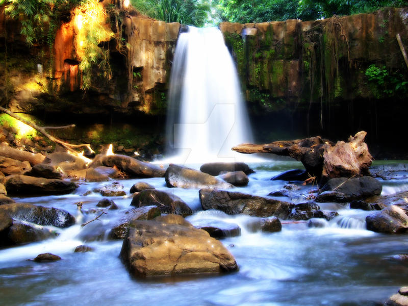 https://mdw-travel-data-us-east-1.s3.amazonaws.com/img/country/Cambodia/Sen-Monorom-Waterfall/img_04.jpg