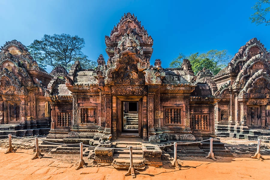 https://mdw-travel-data-us-east-1.s3.amazonaws.com/img/country/Cambodia/Temples-of-Ba-Ray/img_01.jpg