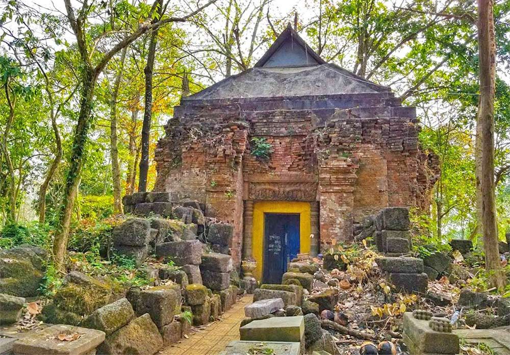 https://mdw-travel-data-us-east-1.s3.amazonaws.com/img/country/Cambodia/Thmor-Bang/img_02.jpg