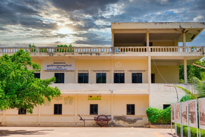 https://mdw-travel-data-us-east-1.s3.amazonaws.com/img/country/Cambodia/Toul-Sleng-Genocide-Museum/img_05.jpg