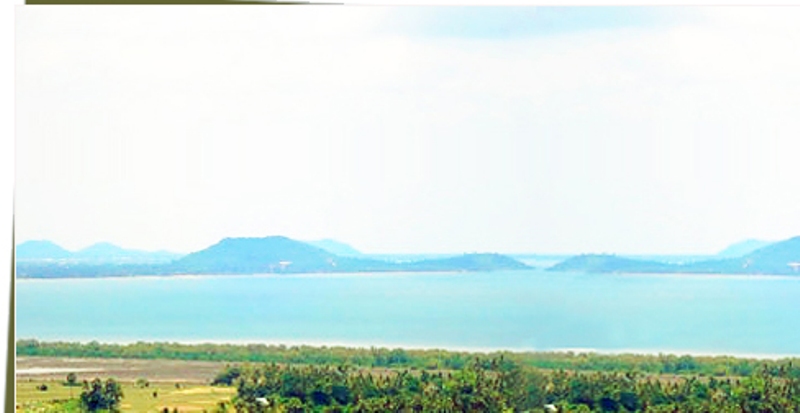 https://mdw-travel-data-us-east-1.s3.amazonaws.com/img/country/Cambodia/Veal-Lumher/img_03.jpg
