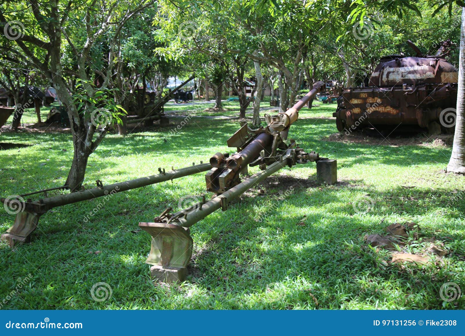 https://mdw-travel-data-us-east-1.s3.amazonaws.com/img/country/Cambodia/War-Museum-Cambodia/img_01.jpg