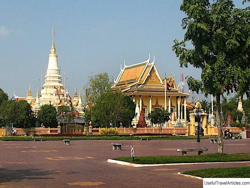 https://mdw-travel-data-us-east-1.s3.amazonaws.com/img/country/Cambodia/Wat-Botum-Vatey-Soryaram/img_01.jpg