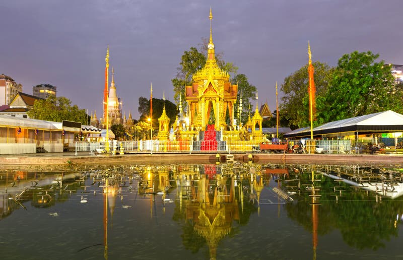 https://mdw-travel-data-us-east-1.s3.amazonaws.com/img/country/Cambodia/Wat-Botum-Vatey-Soryaram/img_02.jpg