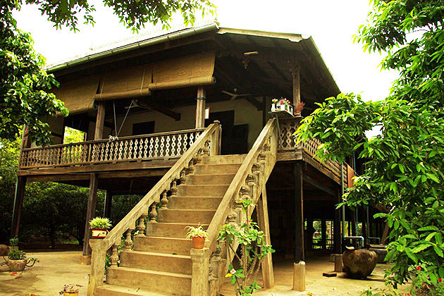 https://mdw-travel-data-us-east-1.s3.amazonaws.com/img/country/Cambodia/Wat-Kor-Village/img_01.jpg