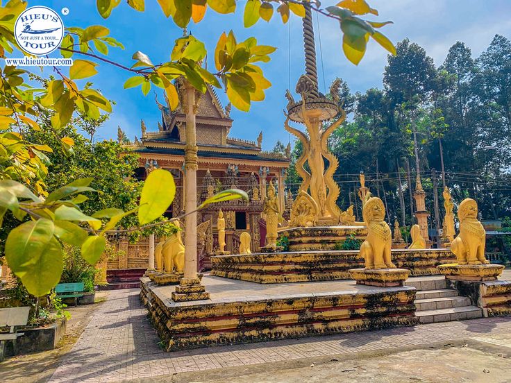 https://mdw-travel-data-us-east-1.s3.amazonaws.com/img/country/Cambodia/Wat-Otres-Pagoda/img_03.jpg