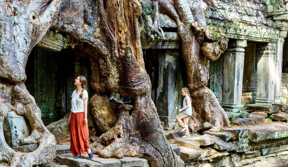 https://mdw-travel-data-us-east-1.s3.amazonaws.com/img/country/Cambodia/Wat-Sammarith/img_02.jpg