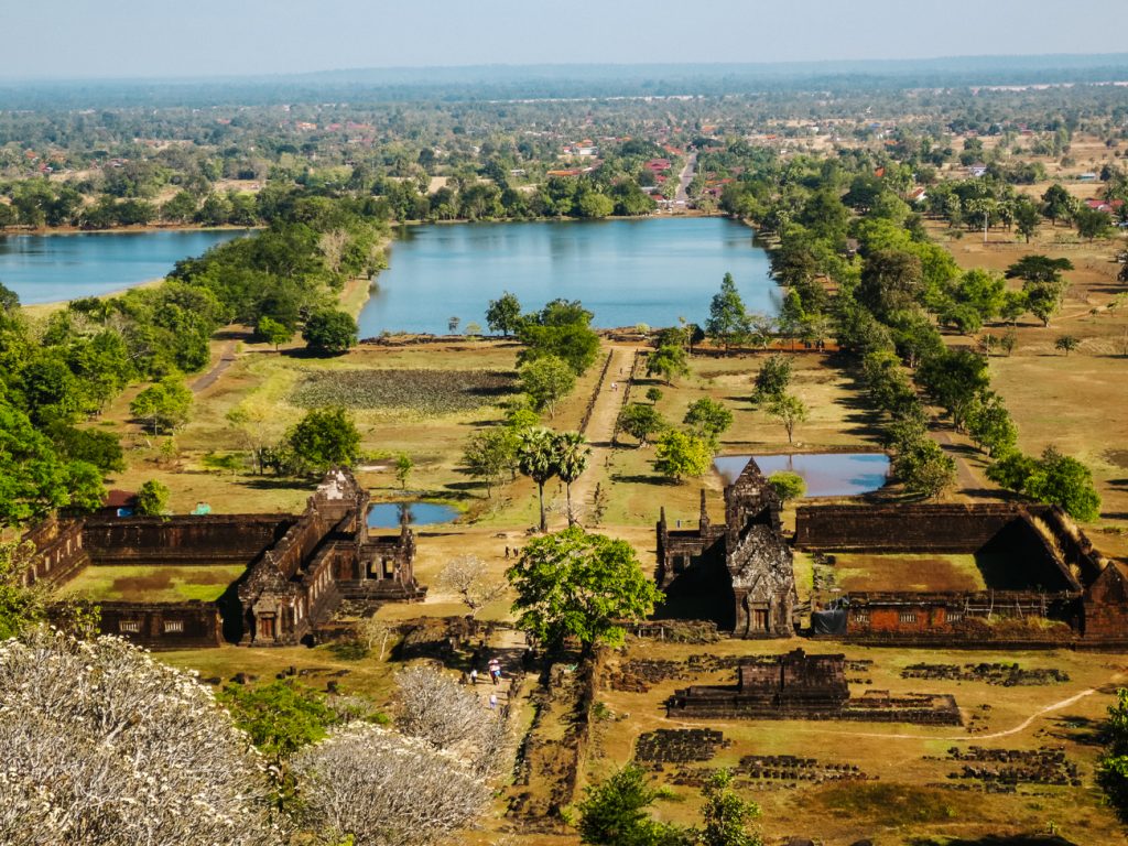 https://mdw-travel-data-us-east-1.s3.amazonaws.com/img/country/Cambodia/Wat-Vihear-Lao/img_01.jpg