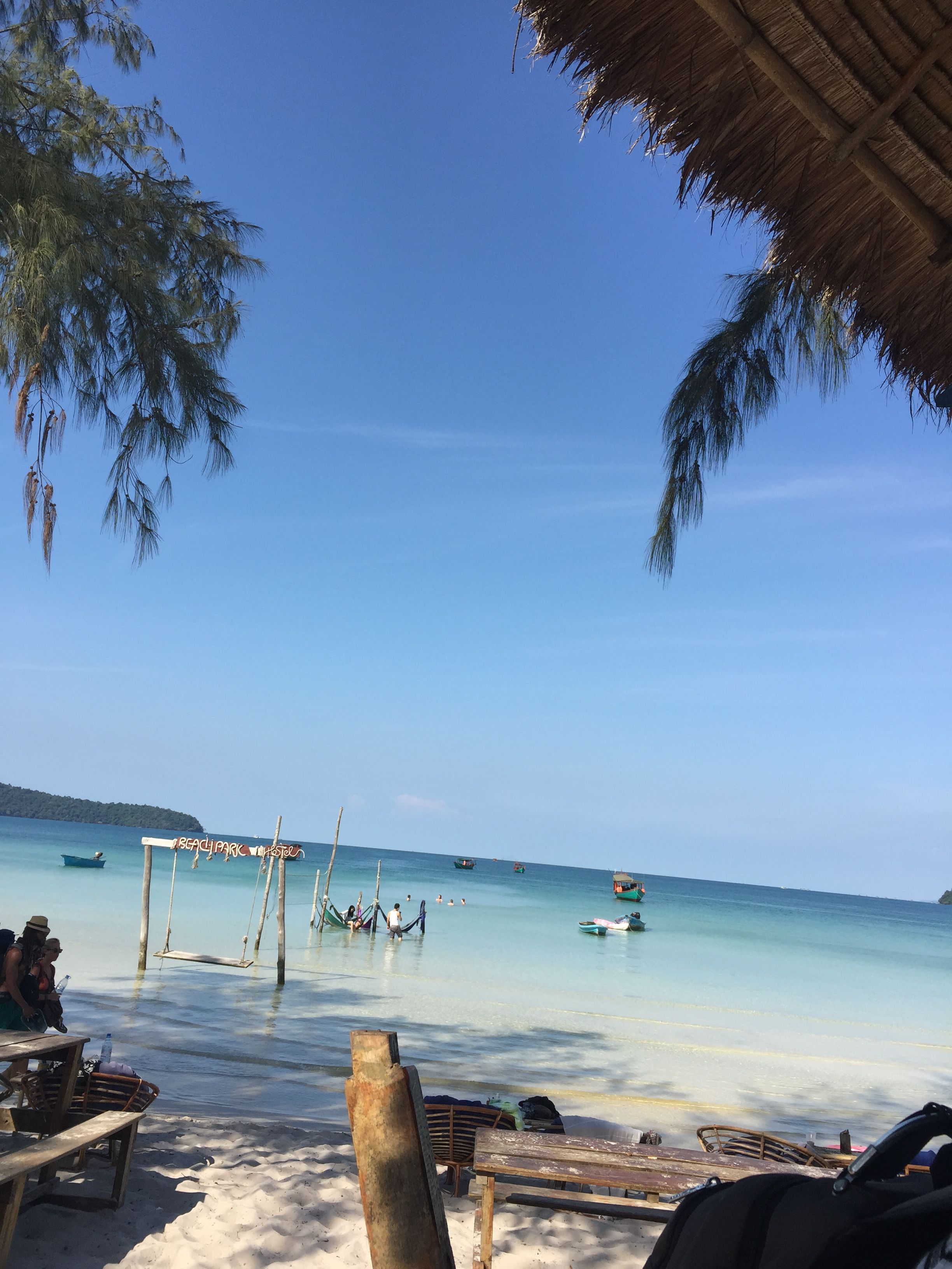 https://mdw-travel-data-us-east-1.s3.amazonaws.com/img/country/Cambodia/Windy-Beach/img_01.jpg