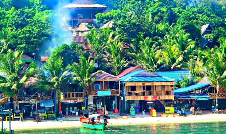 https://mdw-travel-data-us-east-1.s3.amazonaws.com/img/country/Cambodia/Yellow-Moon-Bungalows/img_01.jpg