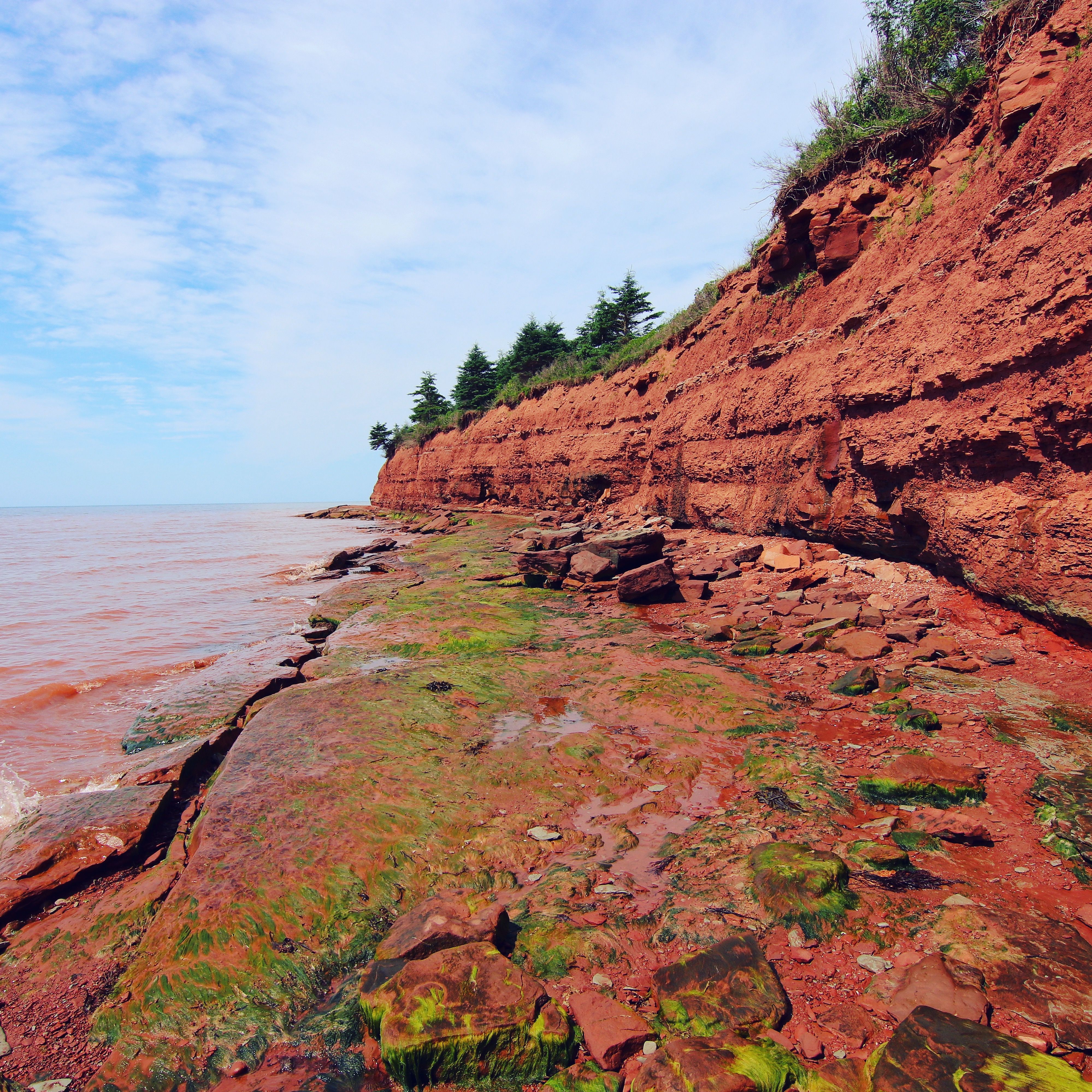 https://mdw-travel-data-us-east-1.s3.amazonaws.com/img/country/Canada/Argyle-Shore-Provincial-Park/img_02.jpg