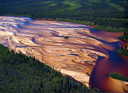 https://mdw-travel-data-us-east-1.s3.amazonaws.com/img/country/Canada/Athabasca-Sand-Dunes-Provincial-Park/img_05.jpg