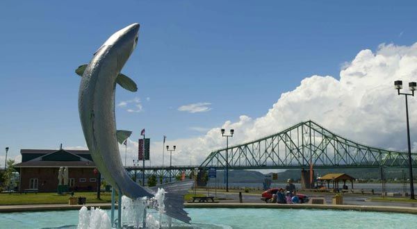 https://mdw-travel-data-us-east-1.s3.amazonaws.com/img/country/Canada/Atlantic-Salmon-Interpretive-Centre/img_04.jpg