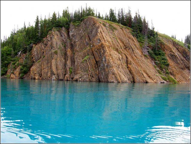 https://mdw-travel-data-us-east-1.s3.amazonaws.com/img/country/Canada/Atlin/img_01.jpg
