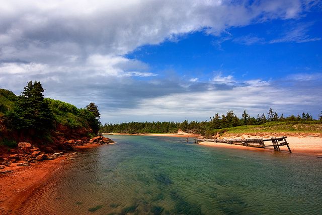 https://mdw-travel-data-us-east-1.s3.amazonaws.com/img/country/Canada/Basin-Head-Provincial-Park/img_01.jpg