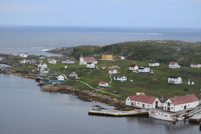https://mdw-travel-data-us-east-1.s3.amazonaws.com/img/country/Canada/Battle-Harbour/img_02.jpg