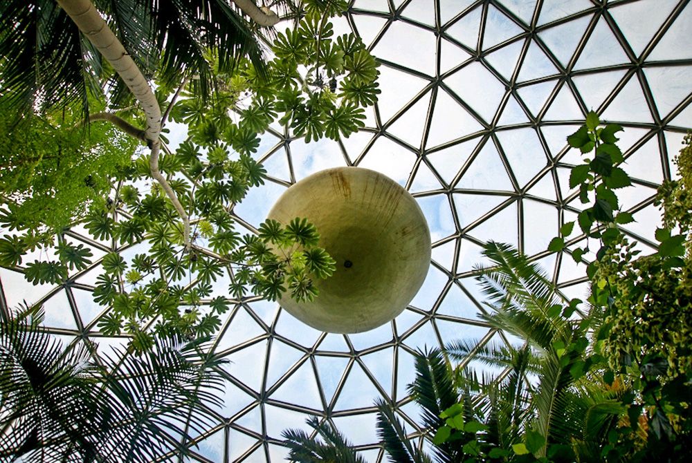 https://mdw-travel-data-us-east-1.s3.amazonaws.com/img/country/Canada/Bloedel-Conservatory/img_01.jpg