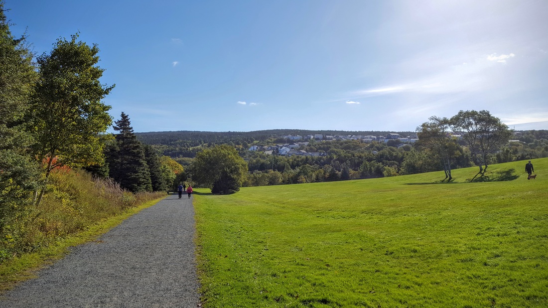 https://mdw-travel-data-us-east-1.s3.amazonaws.com/img/country/Canada/Bowring-Park/img_00.jpg