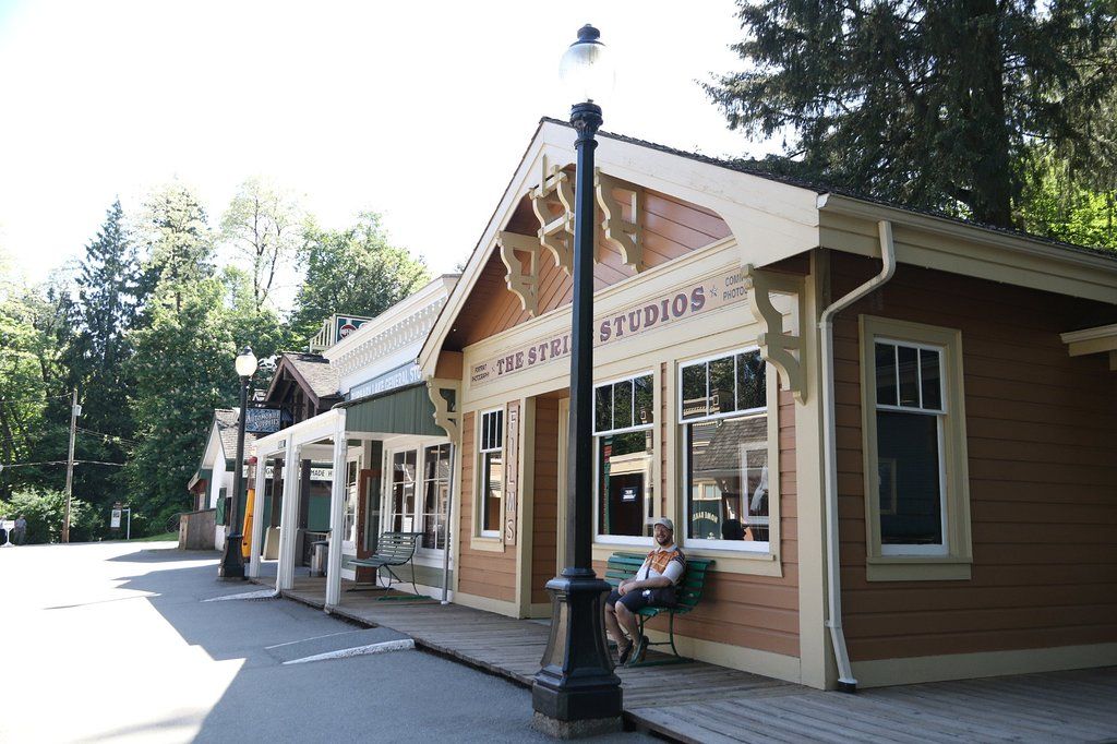https://mdw-travel-data-us-east-1.s3.amazonaws.com/img/country/Canada/Burnaby-Village-Museum/img_03.jpg