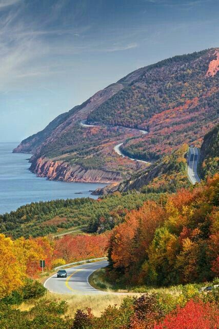 https://mdw-travel-data-us-east-1.s3.amazonaws.com/img/country/Canada/Cabot-Trail/img_01.jpg