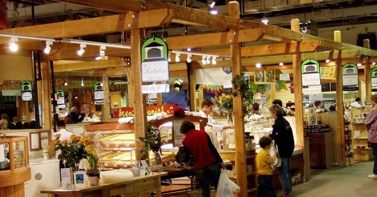 https://mdw-travel-data-us-east-1.s3.amazonaws.com/img/country/Canada/Calgary-Farmers-Market/img_03.jpg