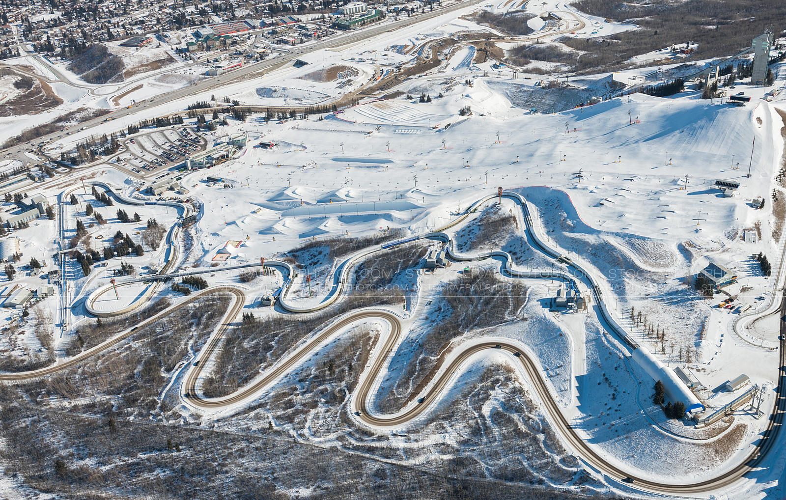 https://mdw-travel-data-us-east-1.s3.amazonaws.com/img/country/Canada/Canada-Olympic-Park/img_01.jpg