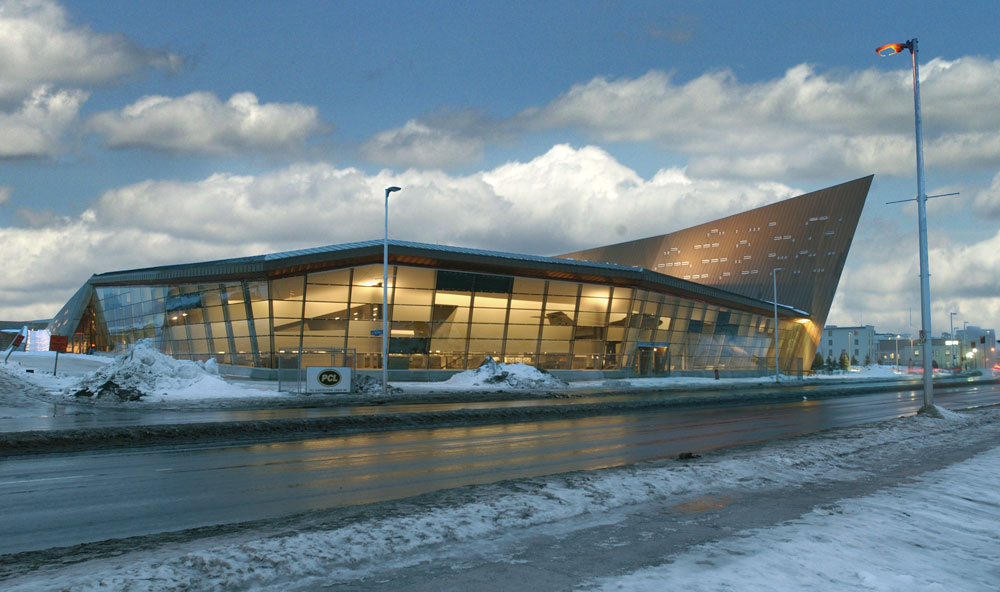 https://mdw-travel-data-us-east-1.s3.amazonaws.com/img/country/Canada/Canadian-Museum-of-War/img_03.jpg