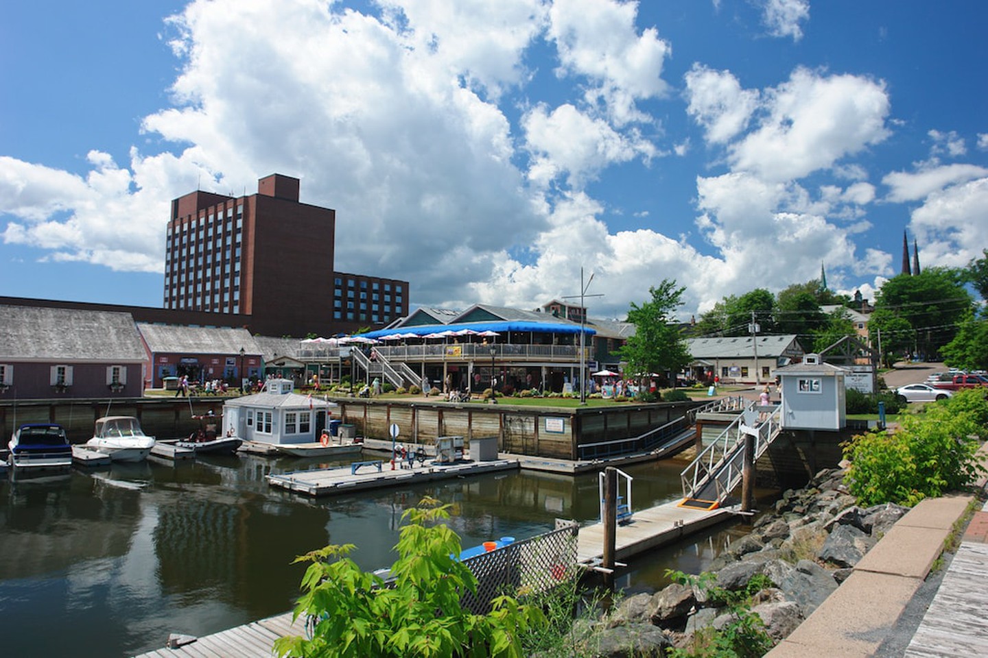 https://mdw-travel-data-us-east-1.s3.amazonaws.com/img/country/Canada/Charlottetown-Festival/img_03.jpg