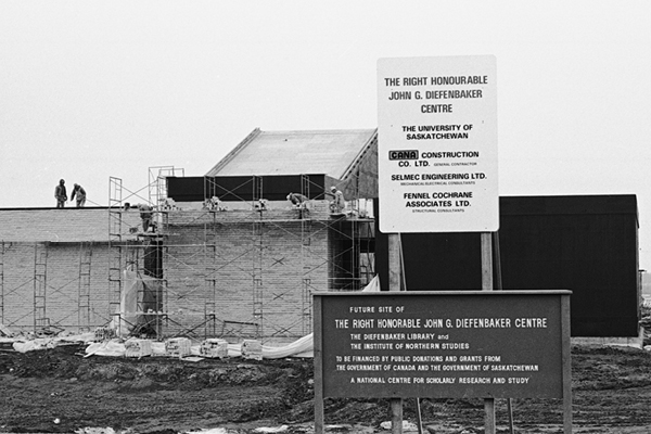 https://mdw-travel-data-us-east-1.s3.amazonaws.com/img/country/Canada/Diefenbaker-Centre/img_00.jpg