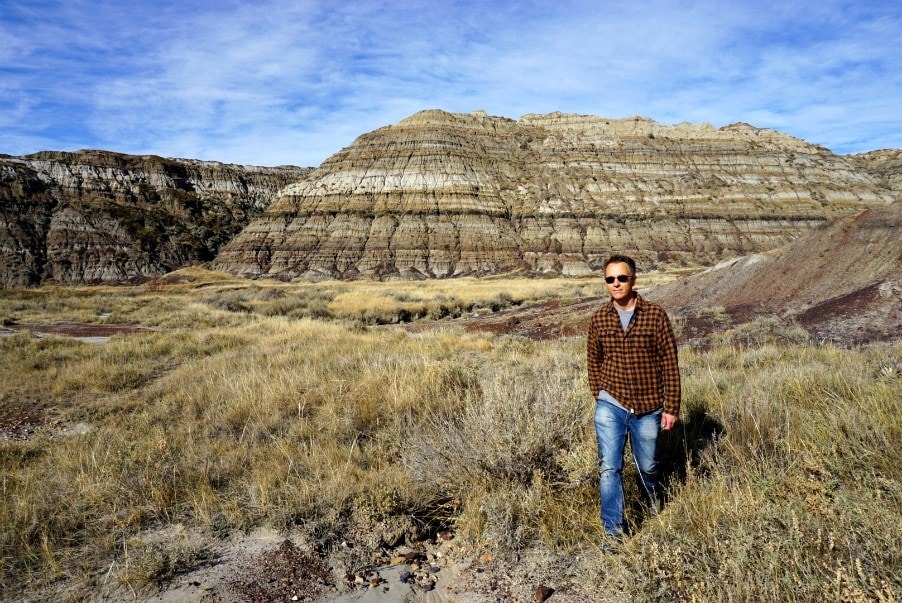 https://mdw-travel-data-us-east-1.s3.amazonaws.com/img/country/Canada/Drumheller/img_02.jpg