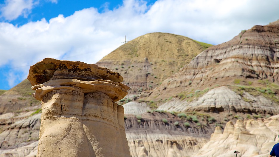 https://mdw-travel-data-us-east-1.s3.amazonaws.com/img/country/Canada/Drumheller/img_04.jpg