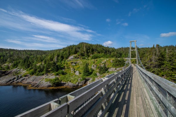 https://mdw-travel-data-us-east-1.s3.amazonaws.com/img/country/Canada/East-Coast-Trail/img_02.jpg
