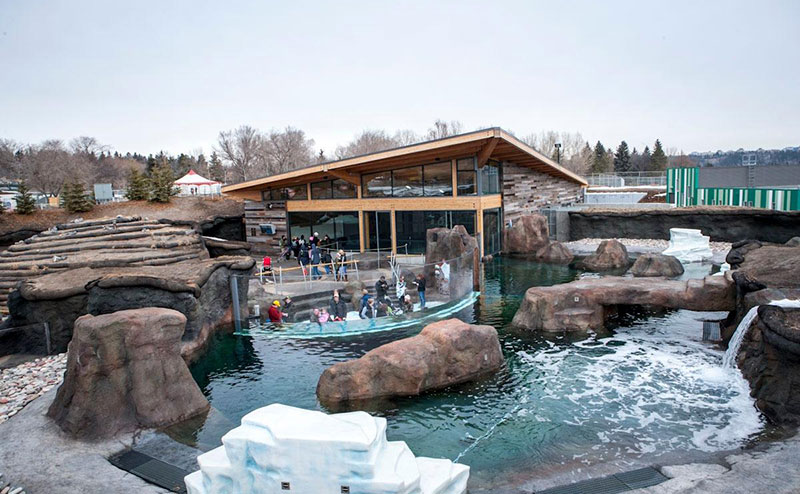 https://mdw-travel-data-us-east-1.s3.amazonaws.com/img/country/Canada/Edmonton-Valley-Zoo/img_03.jpg