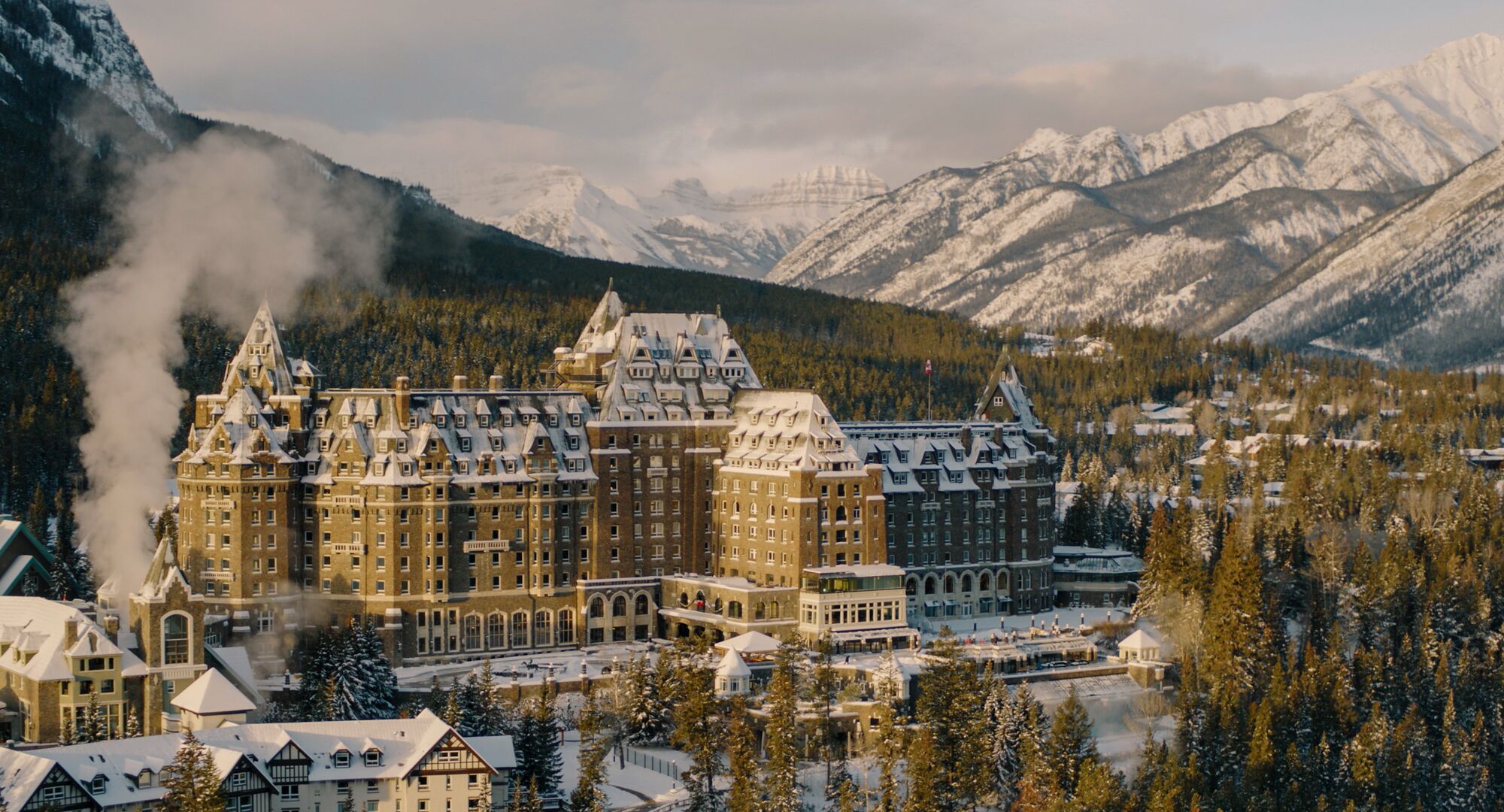 https://mdw-travel-data-us-east-1.s3.amazonaws.com/img/country/Canada/Fairmont-Banff-Springs/img_03.jpg