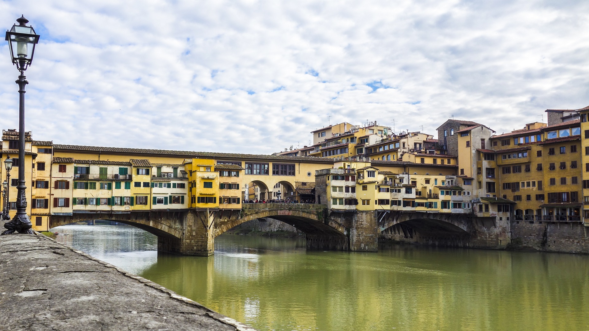 https://mdw-travel-data-us-east-1.s3.amazonaws.com/img/country/Canada/Florence-Bay/img_03.jpg